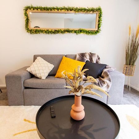 Glamorous 2 Bed Cbd Townhouse W/King Bed 基督城 外观 照片