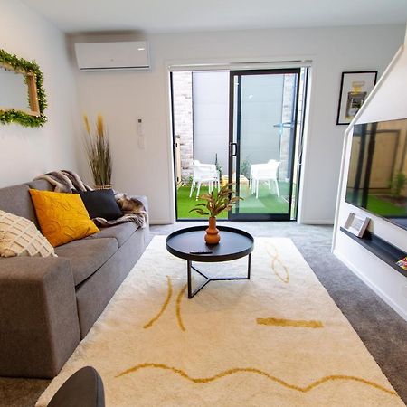 Glamorous 2 Bed Cbd Townhouse W/King Bed 基督城 外观 照片