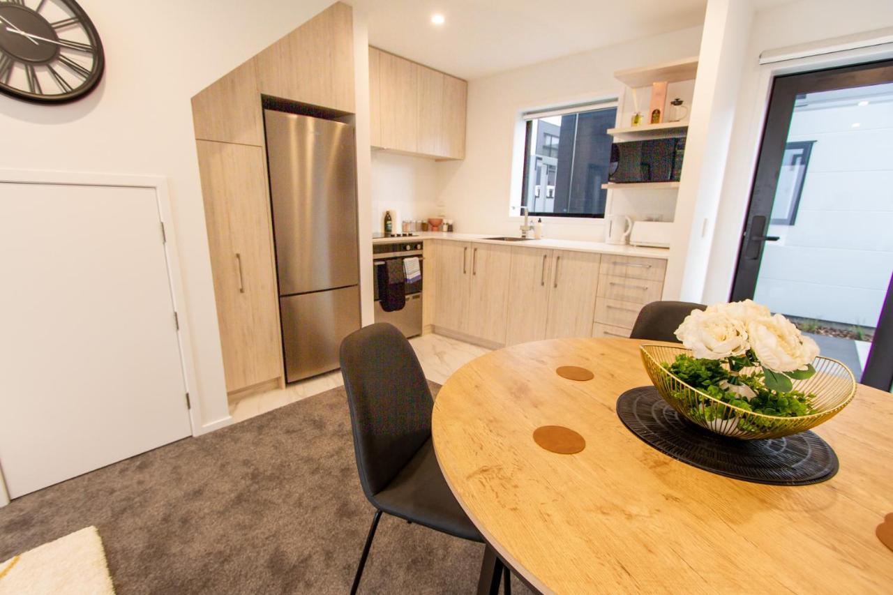 Glamorous 2 Bed Cbd Townhouse W/King Bed 基督城 外观 照片