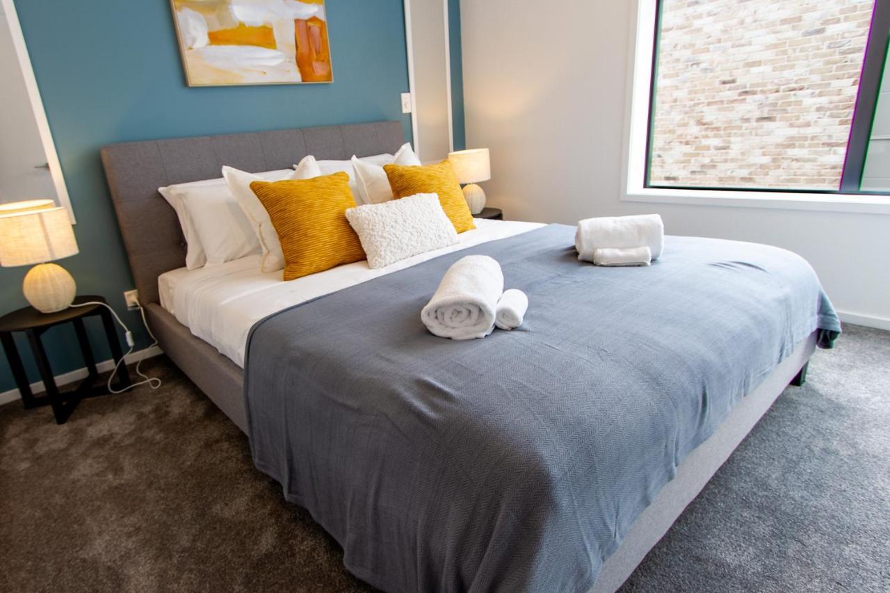 Glamorous 2 Bed Cbd Townhouse W/King Bed 基督城 外观 照片